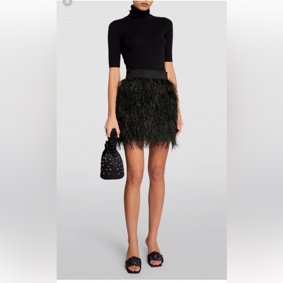 Alice + Olivia Cina ostrich feather Black Textured Mini Skirt - Picture 3 of 8
